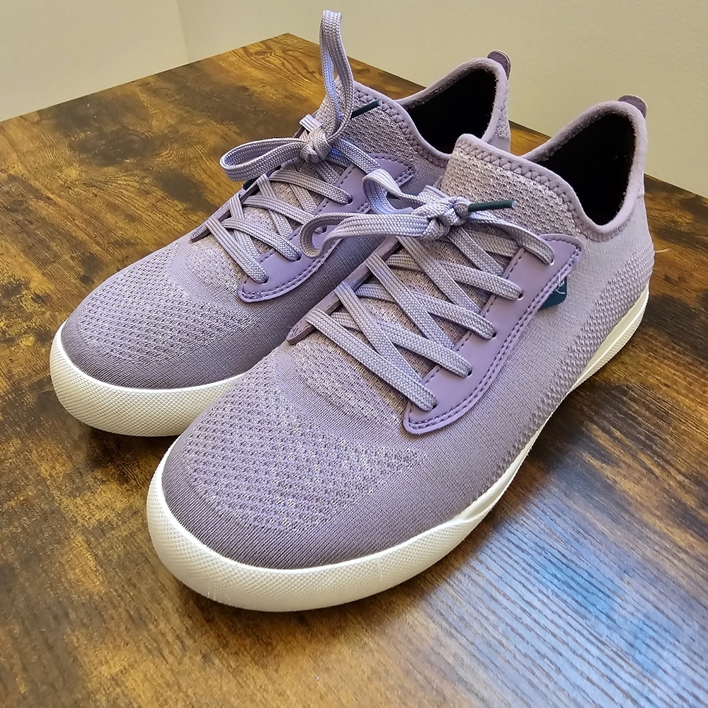 Vessi Weekend Sneaker Size 9
